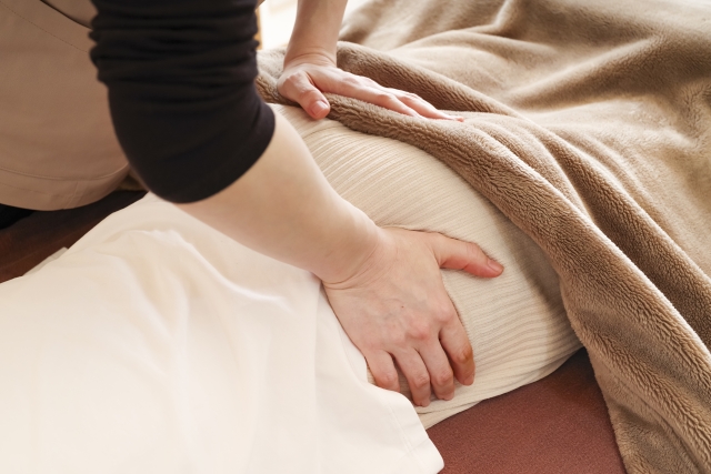 腰痛に効果が期待できるドテラのオイルは？おすすめと使用方法